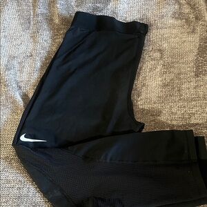 Nike Pro Hypercool Black Mesh Detail Capri Leggings L
